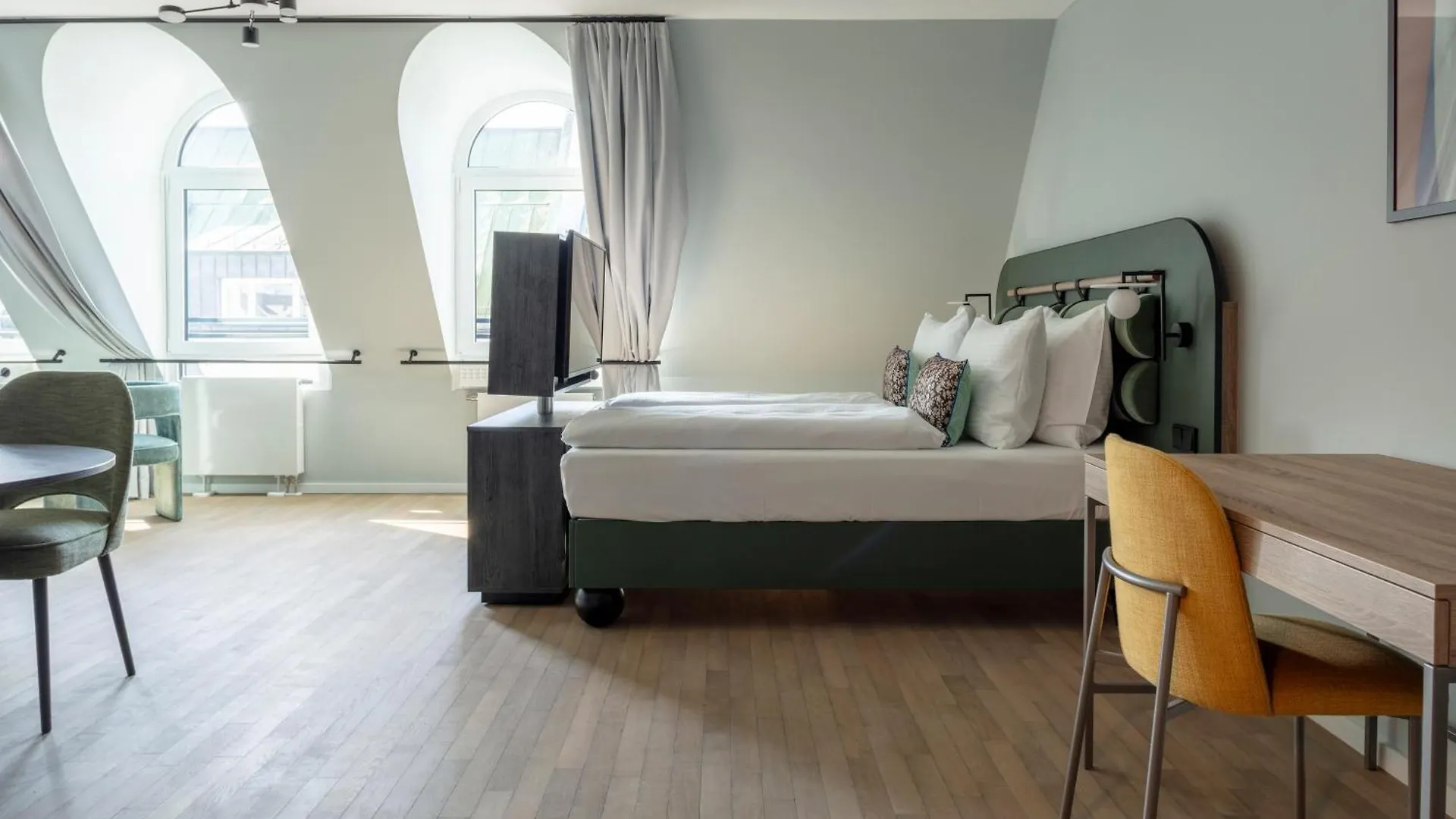 Numa Munich Blend Aparthotel 4*,
